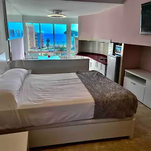 https://apt-estudio-con-vistas-al-mar.catalonia-hotels.com
